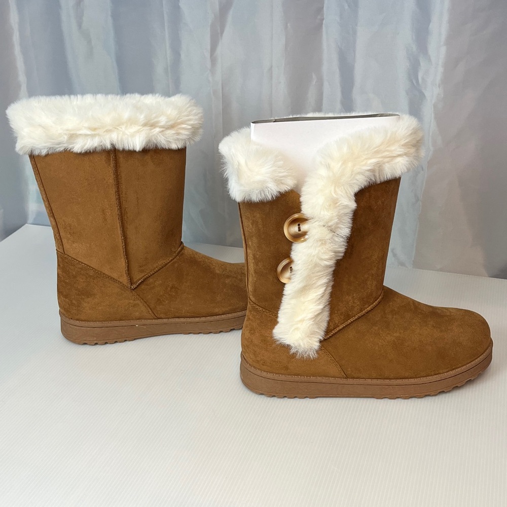 Cozy Tan Boots with Faux Fur Lining  v2255 - Picture 4 of 6